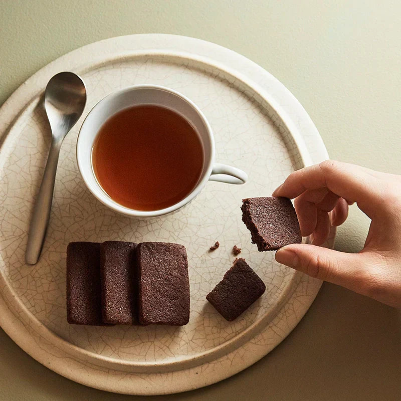ぜいたくなスイーツで至福のひとときを。魅惑の高級お菓子の世界