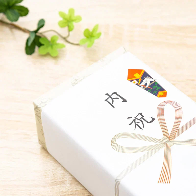 人生の重要な節目に最適な贈り物とは? 内祝いで贈って喜ばれるお菓子の選び方