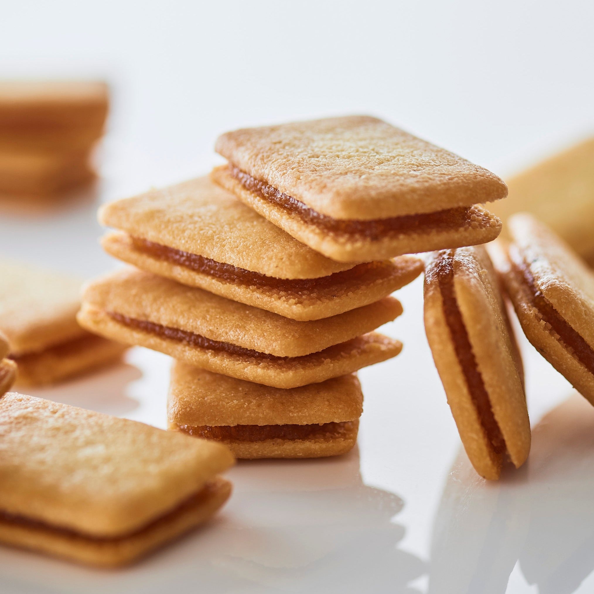 【12/1以降発送】【季節限定】Cadeau 冬のギフト 2025 Dセット(2缶)